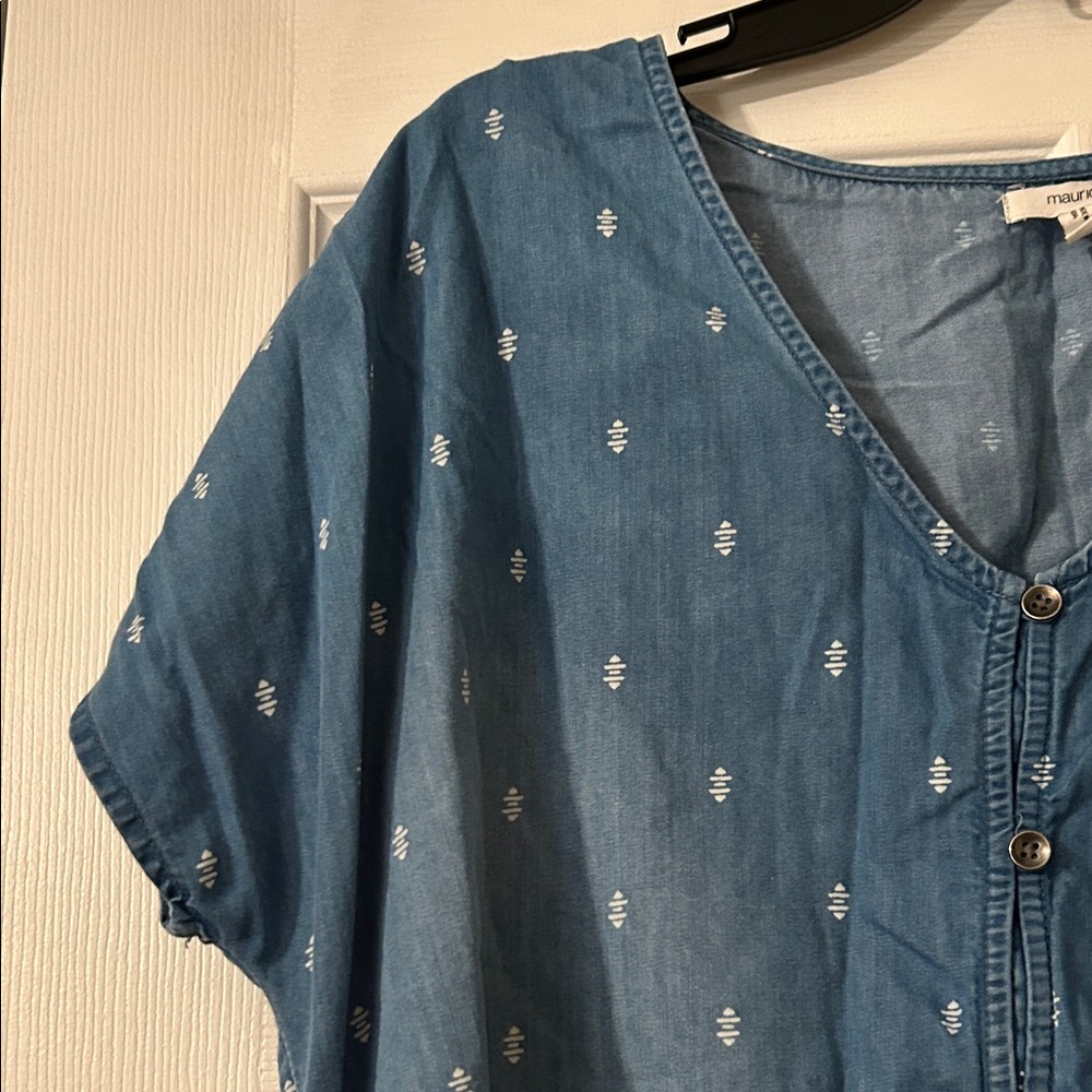 Maurices Blue Button Down Shirt with Pattern - Picture 4 of 9